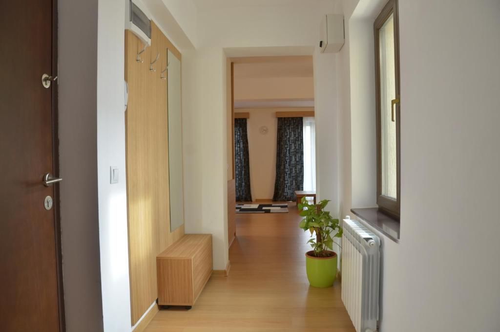 Апарт-отели Decebal Residence Apartments Бухарест-66